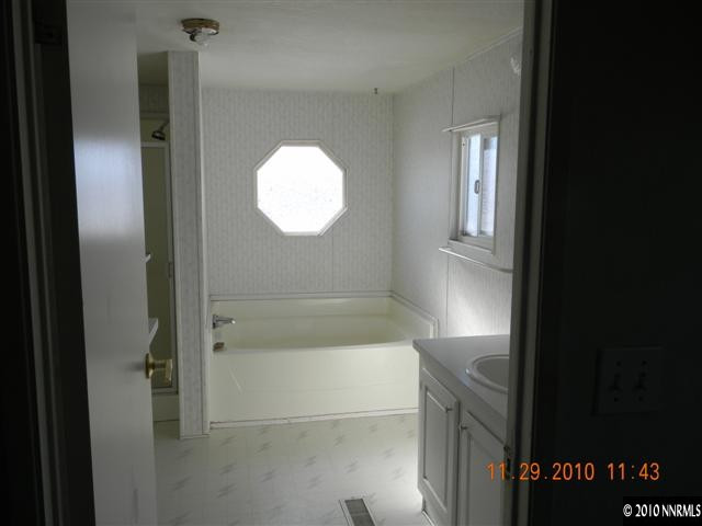 18750 Cold Springs Drive Reno, NV 89508 - Photo 5 of 7 Photo 5
