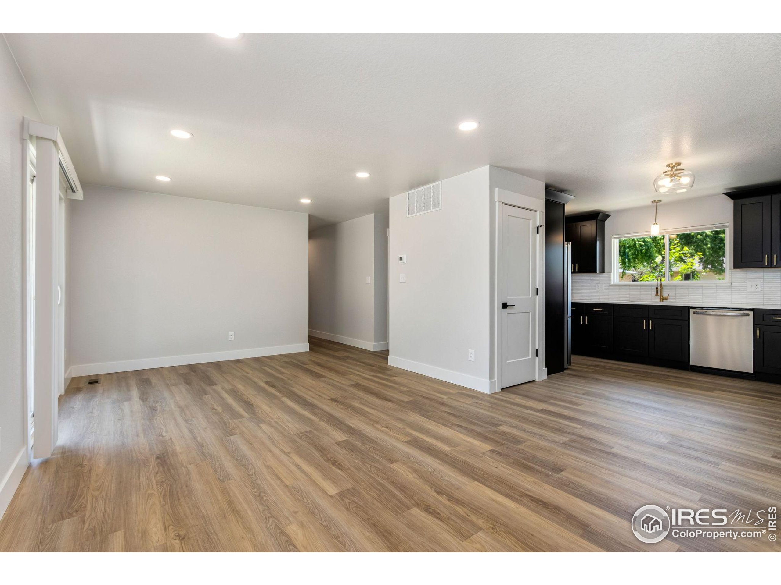 812 Rocky Road Fort Collins, CO 80521 - Photo 6 of 15