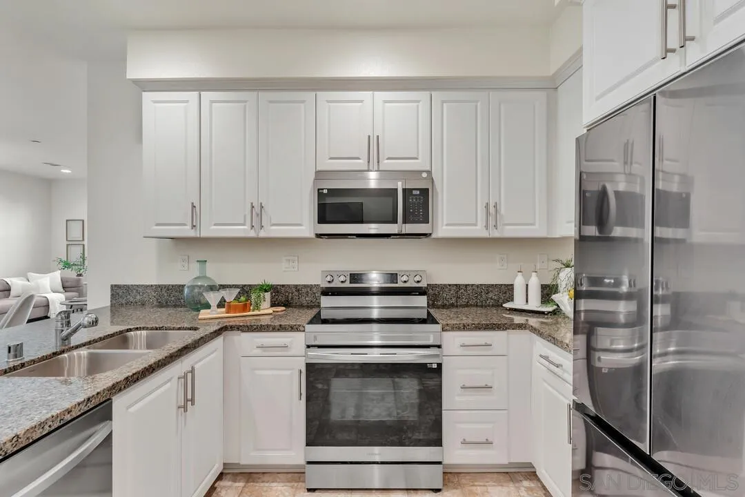 2822 Juniper Berry Street Spring Valley, CA 91977 - Photo 8 of 34