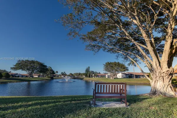 $220,000 | 6531 Southeast Federal Highway, Unit S212, Stuart, FL 34997