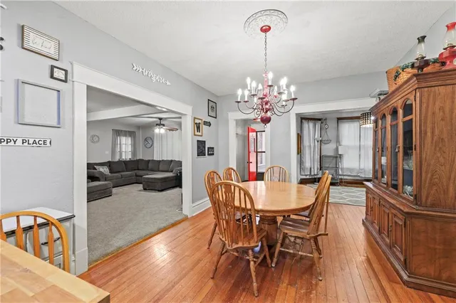 $269,500 | 406 South Russell Street, Odessa, MO 64076