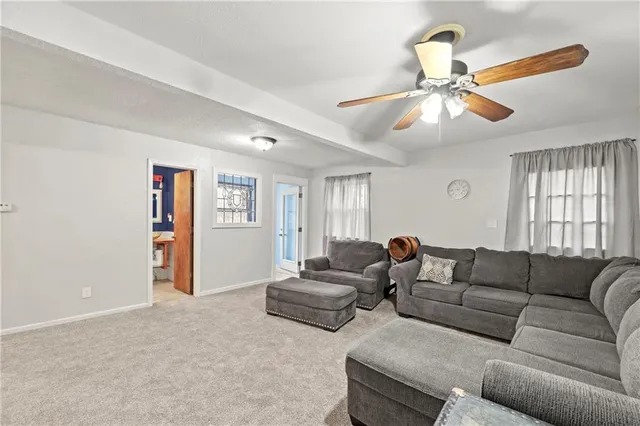 $269,500 | 406 South Russell Street, Odessa, MO 64076