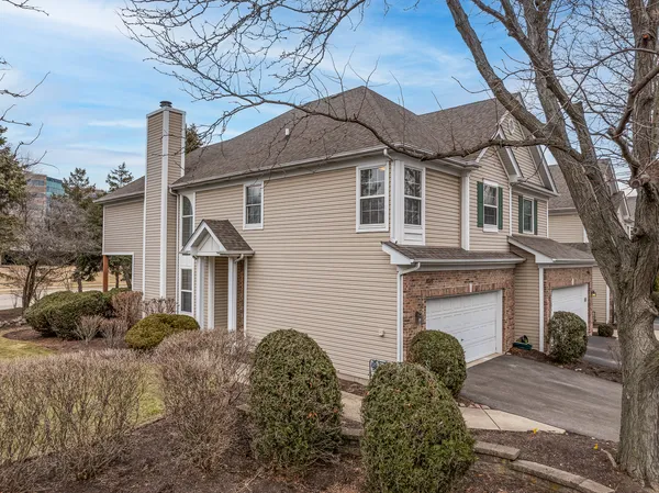 $404,900 | 1016 Middleton Place, Unit 1016, Lisle, IL 60532