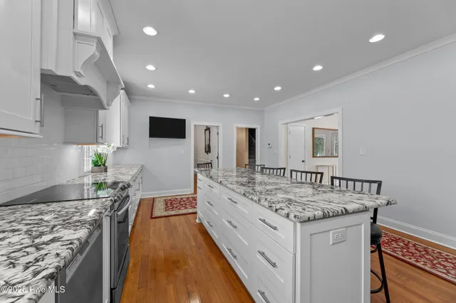 $995,000 | 442 Whichards Beach Road, Chocowinity, NC 27817