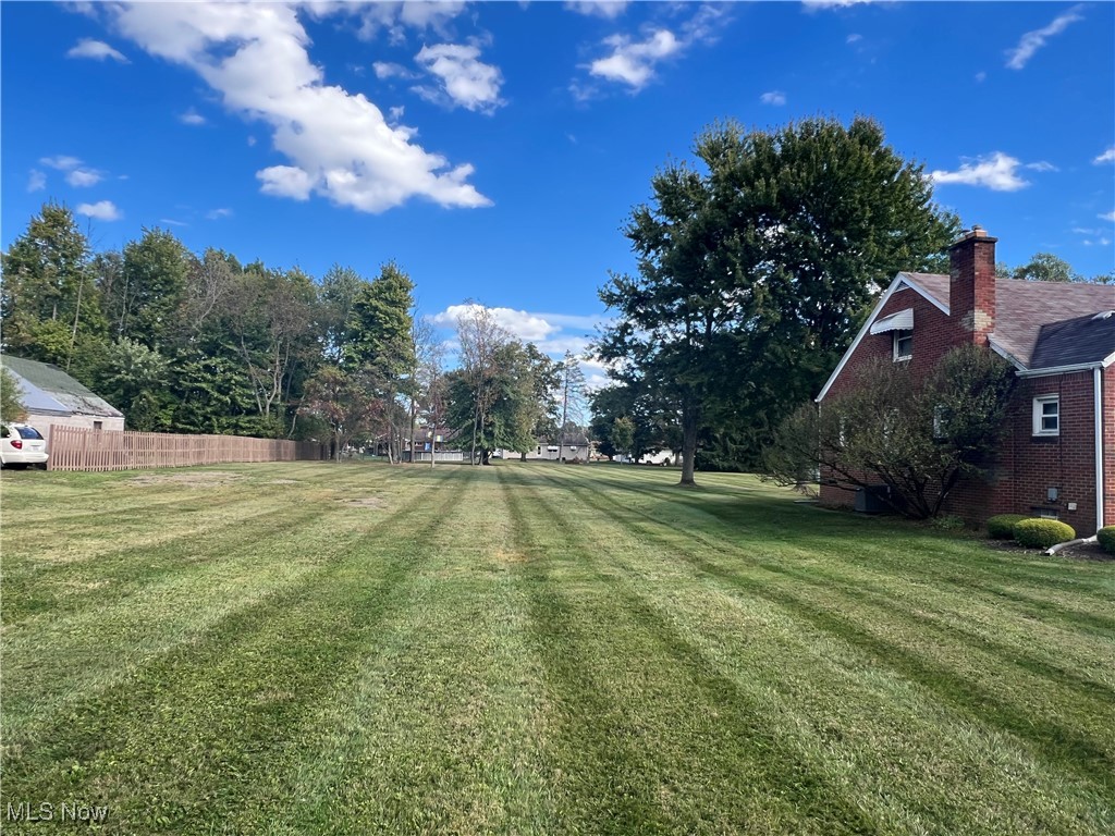 225 South Raccoon Road Austintown, OH 44515 - Photo 3 of 44 Gallery Image 3