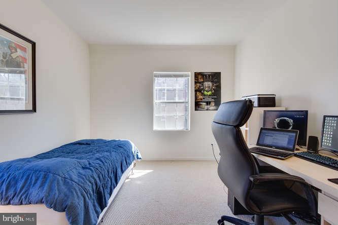 1924 North Rhodes Street, Unit 88 Arlington, VA 22201 - Photo 10 of 20 a workspace with furniture and a window