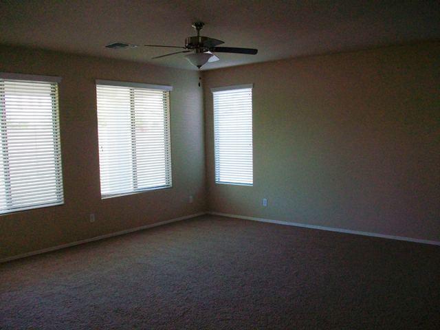 3304 East Blue Ridge Way Gilbert, AZ 85298 - Photo 8 of 14 Family Room
