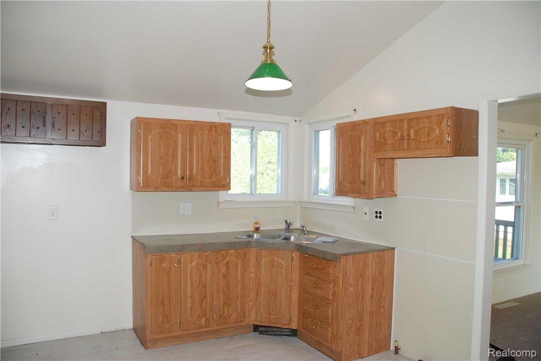4647 Blue Bush Road Monroe, MI 48162 - Photo 34 of 39 DSC_0247.jpg