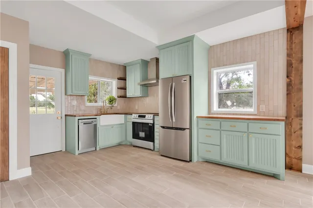 $229,000 | 380 County Road 358, Gause, TX 77857