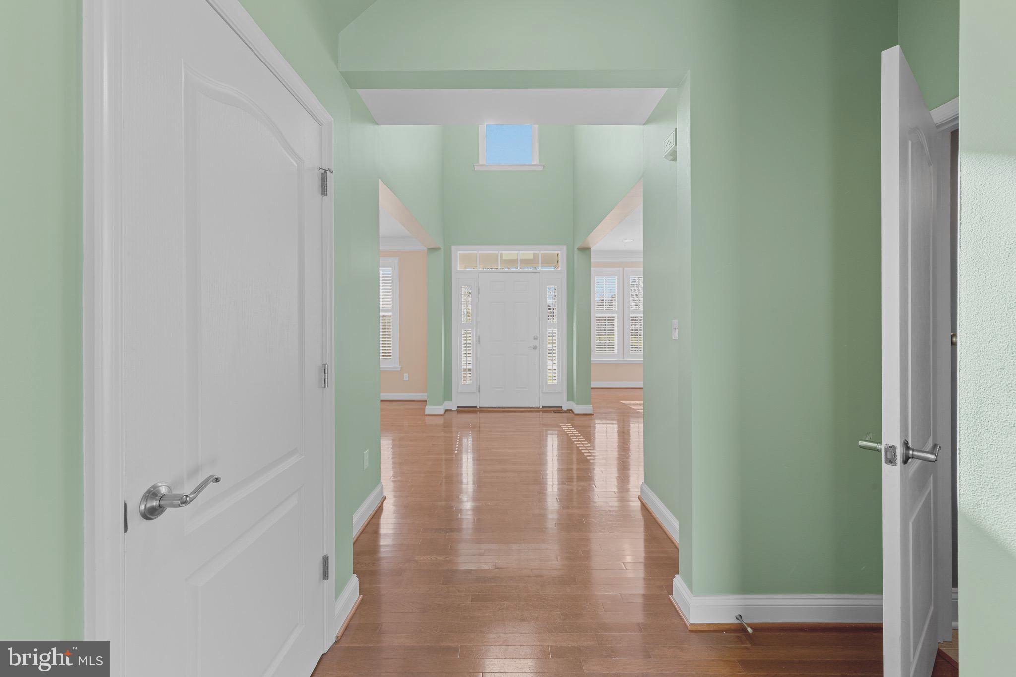 31436 Waters Way Lewes, DE 19958 - Photo 12 of 70 Foyer/ front entrance