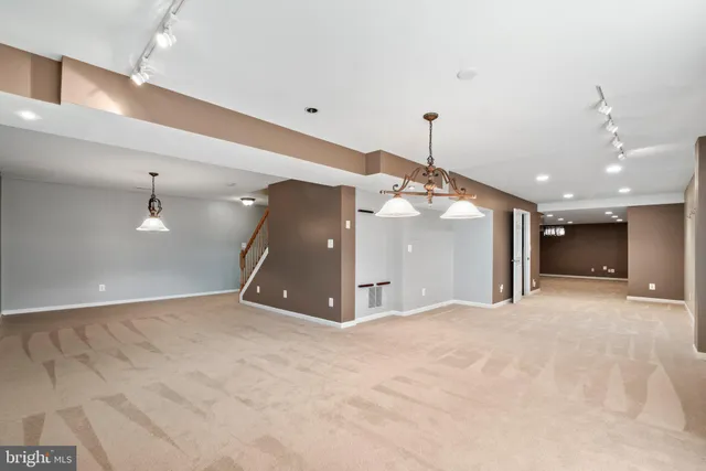 $4,495 | 21255 Olive Green Court, Ashburn, VA 20147