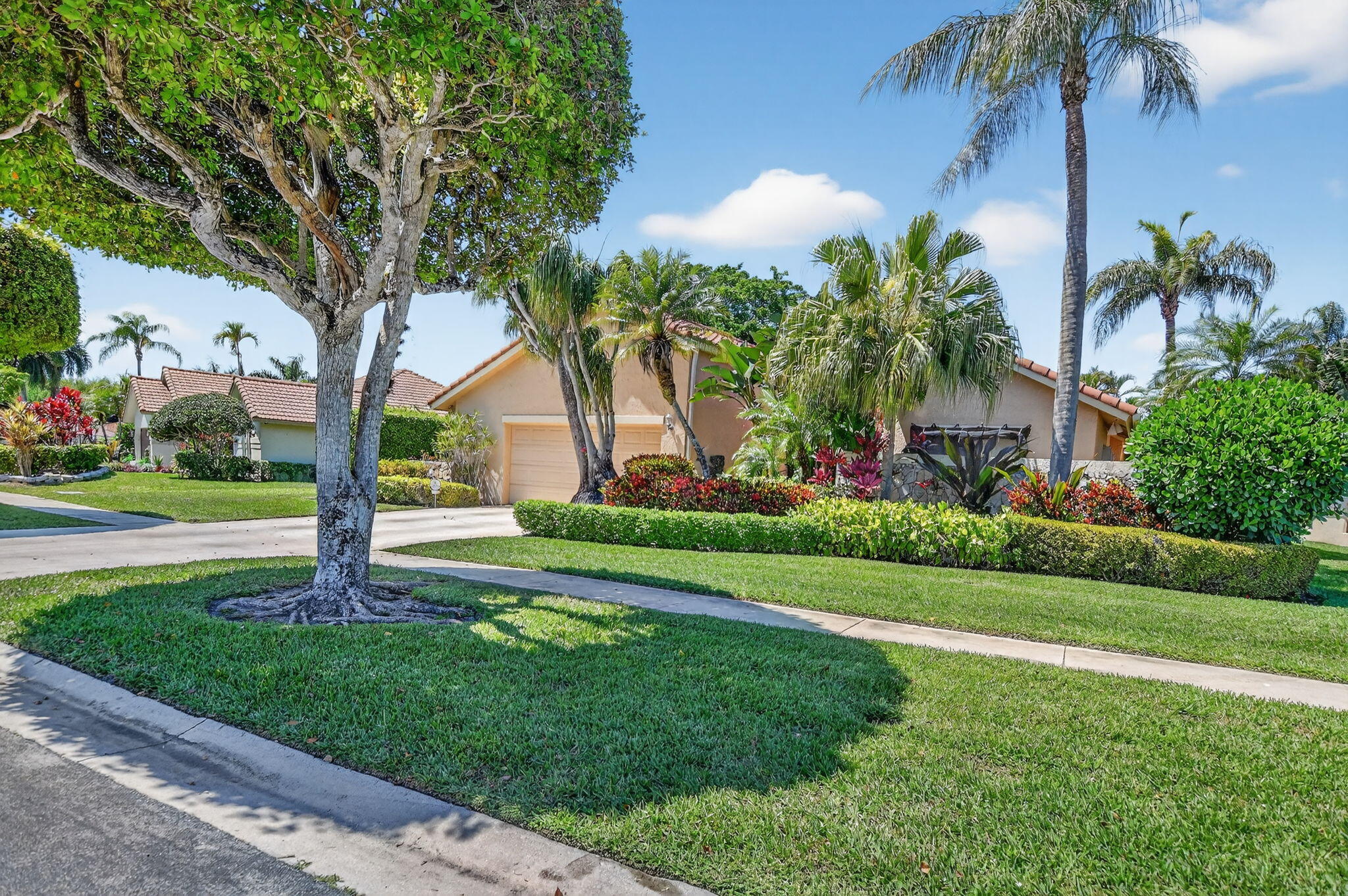 20021 Back 9 Drive Boca Raton, FL 33498 - Photo 3 of 62 3-web-or-mls-DSC_1993