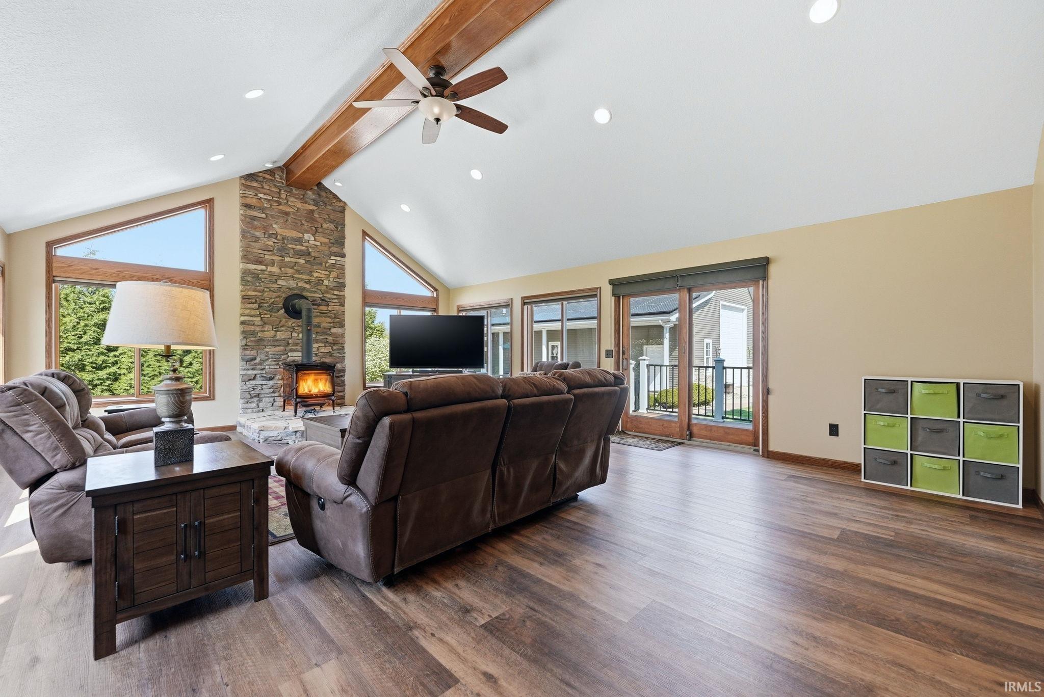 18621 Amstutz Road Auburn, IN 46706 - Photo 8 of 35