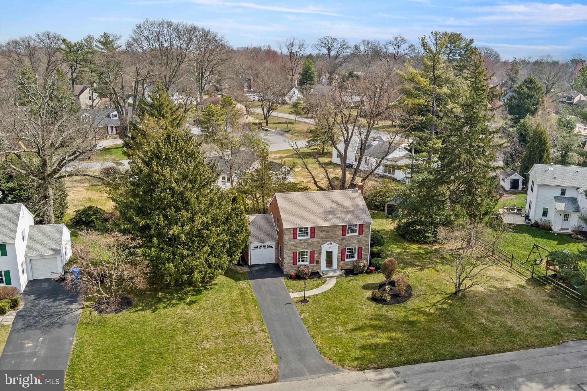 412 Briarwood Road Wallingford, PA 19086 - Photo 28 of 33 Stately Stone & Brick Colonial