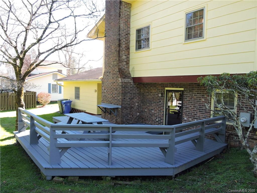 87 Underhill Road Hendersonville, NC 28792 - Photo 28 of 30 Gallery Image 28