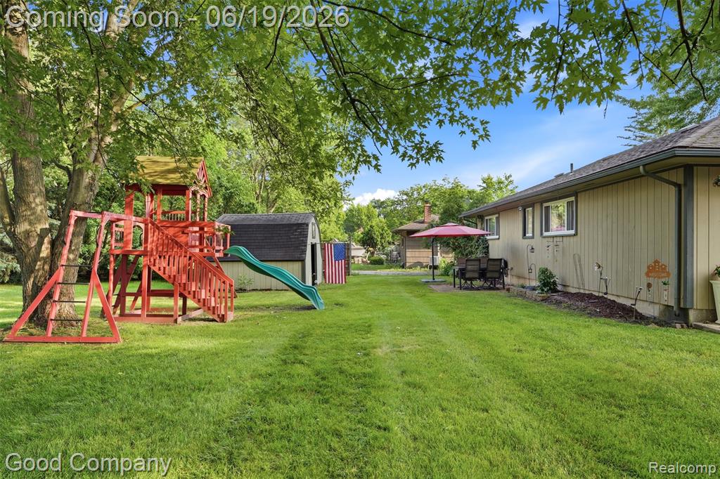 3615 Hazelton Avenue Rochester Hills, MI 48307 - Photo 36 of 56
