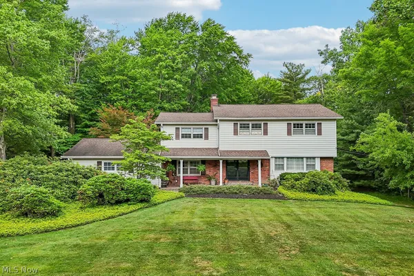 $439,000 | 15322 Dale Road, Chagrin Falls, OH 44022
