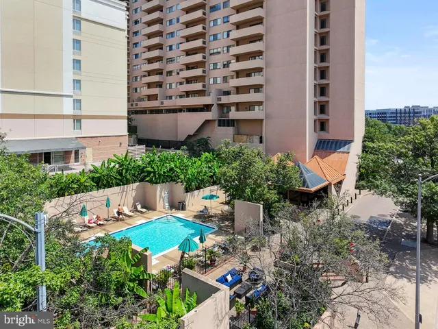 $380,000 | 1301 North Courthouse Road, Unit 1205, Arlington, VA 22201