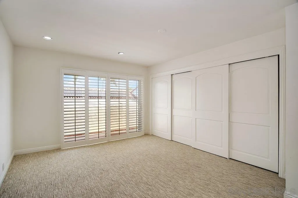 6125 La Flecha Rancho Santa Fe, CA 92067 - Photo 19 of 25 an empty room with windows