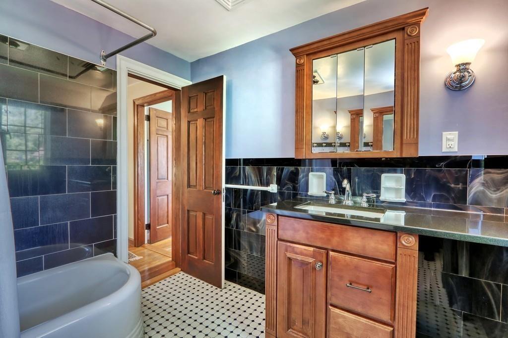 55 Marmion Road Melrose, MA 02176 - Photo 25 of 39 Gallery Image 25