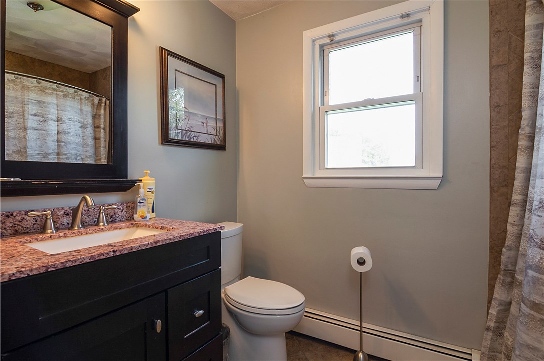 14 Hade Court Warwick, RI 02889 - Photo 8 of 15