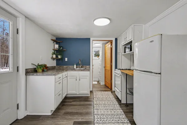 $198,900 | 230 Solon Street Northeast, Cedar Springs, MI 49319