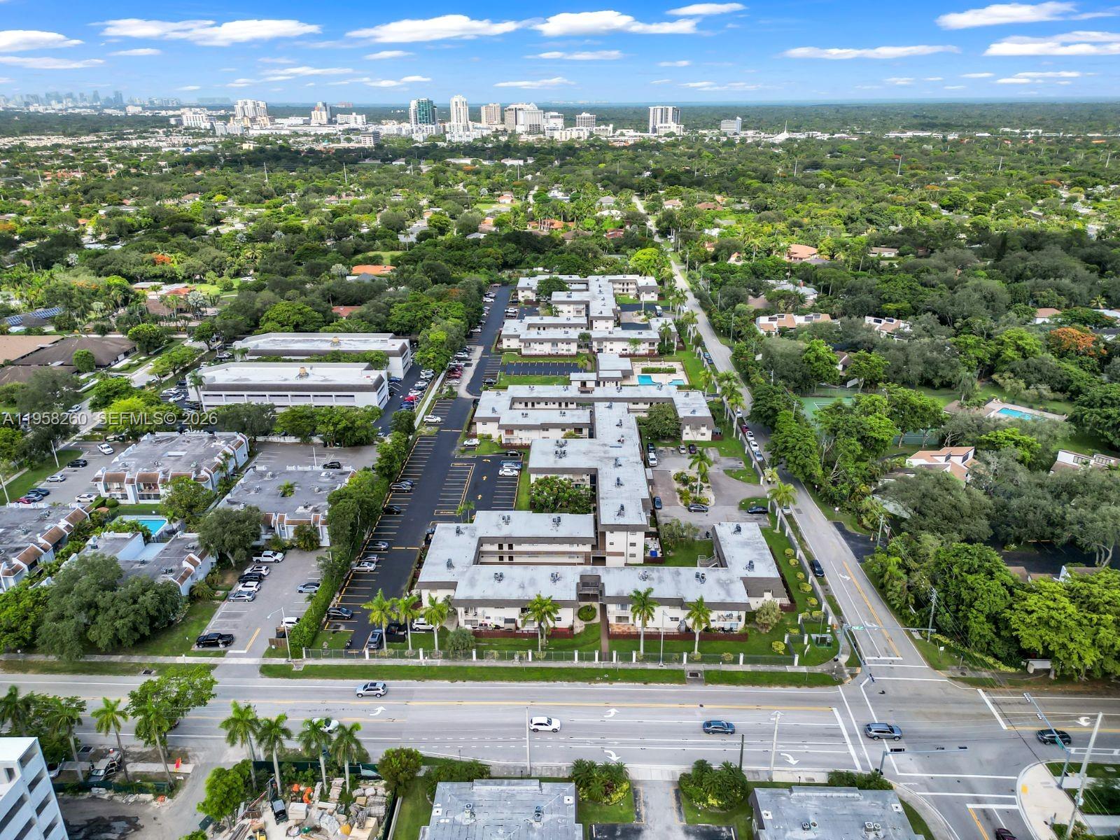 8601 Southwest 94th Street, Unit 104W Miami, FL 33156 - Photo 25 of 29 an aerial view of multiple house