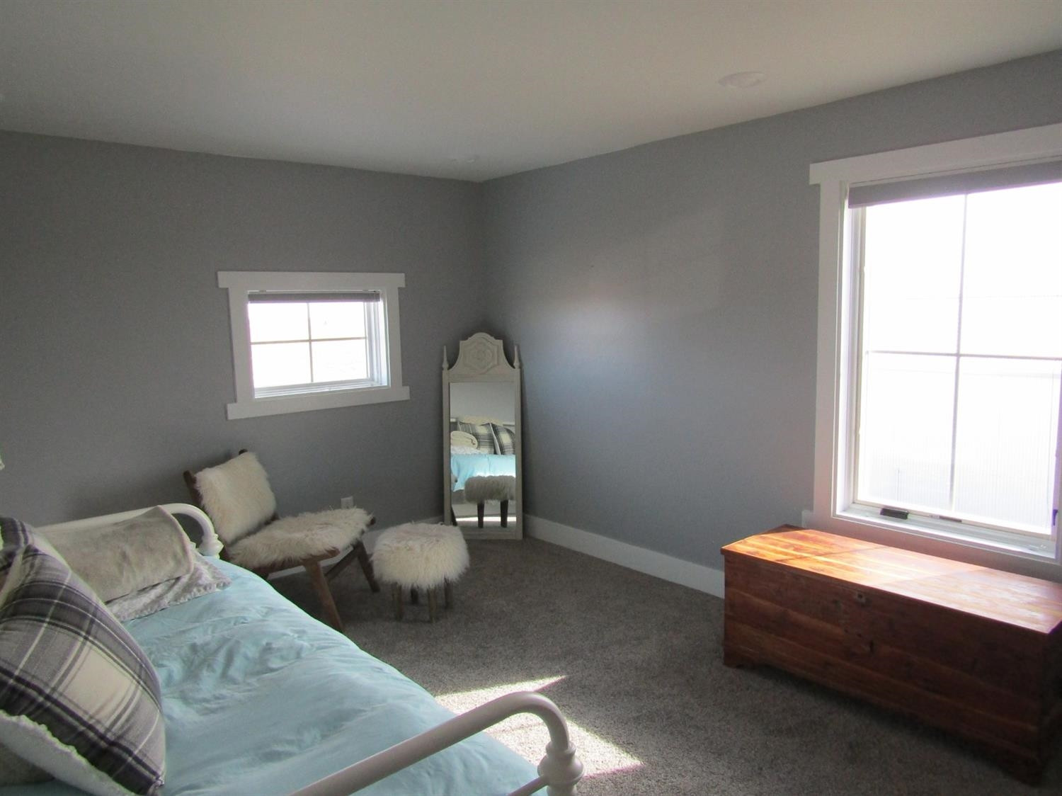 3370 Drill Stem Road Levelland, TX 79336 - Photo 20 of 38 a living room with furniture and window