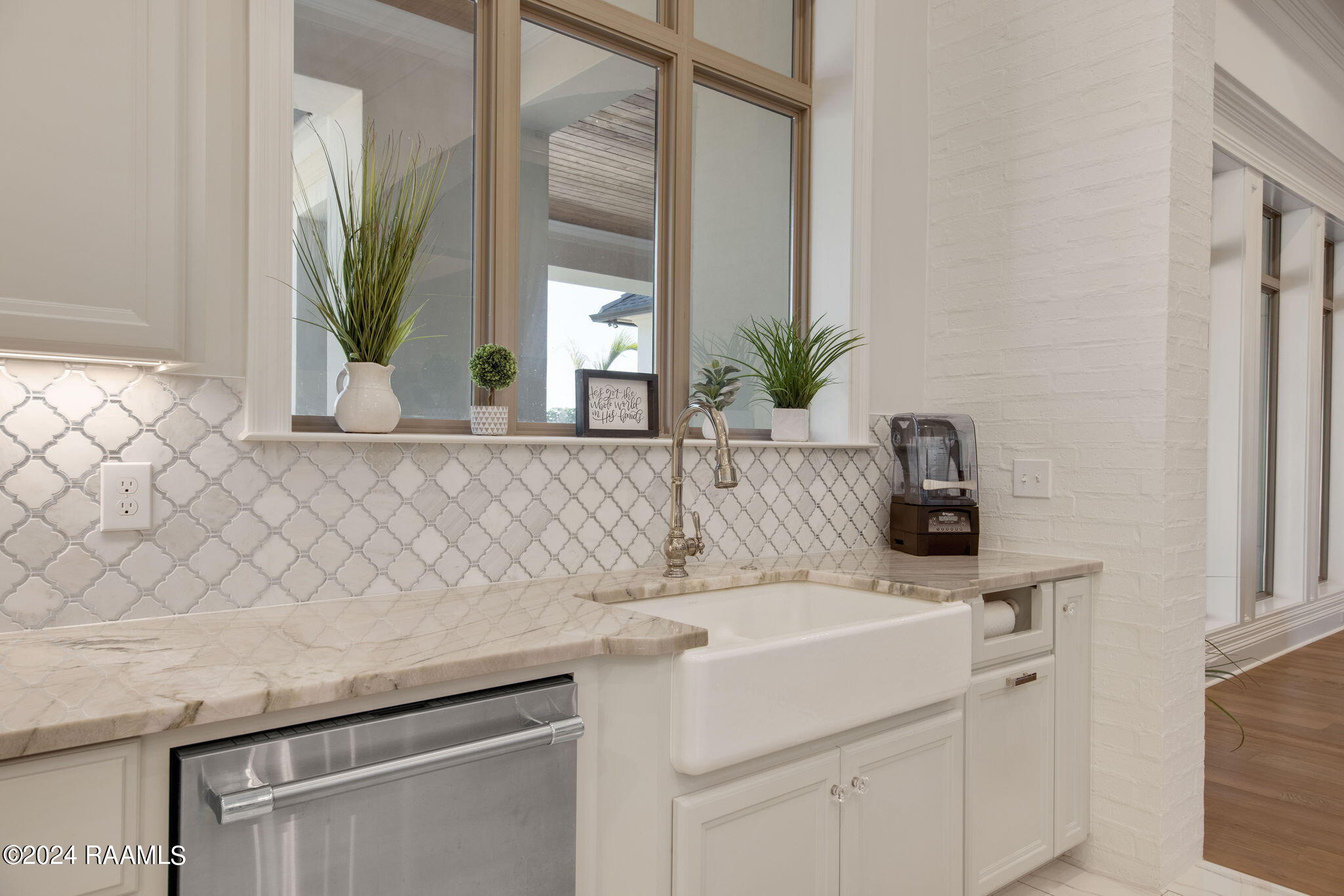 102 Rue De Nimes Broussard, LA 70518 - Photo 16 of 48 Gallery Image 16