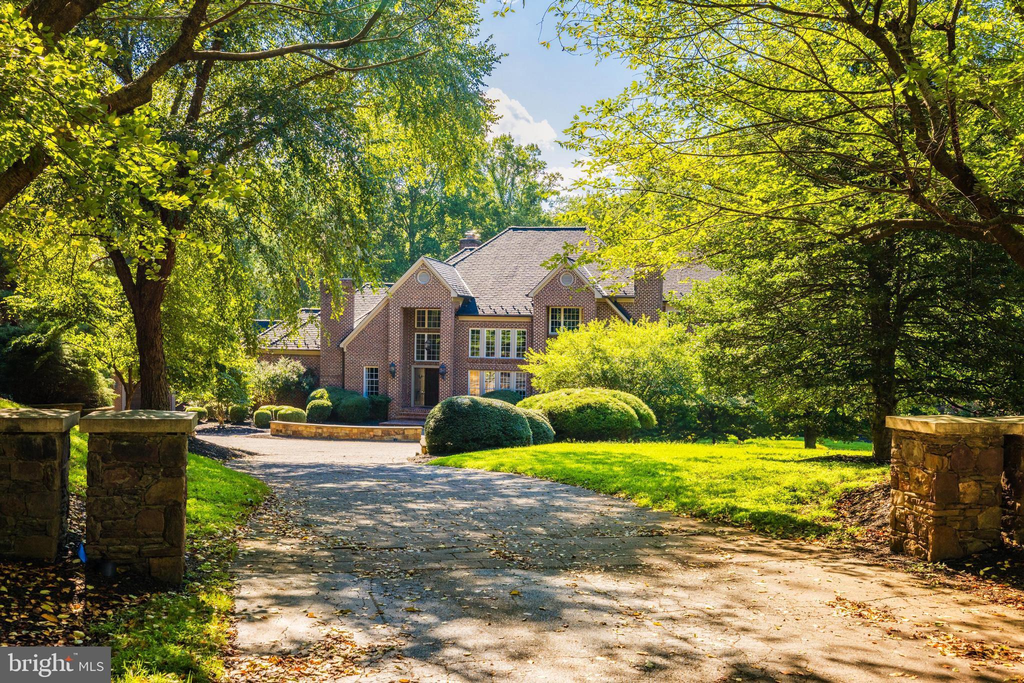 530 Walker Road Great Falls, VA 22066 - Photo 1 of 52 Gallery Image 1