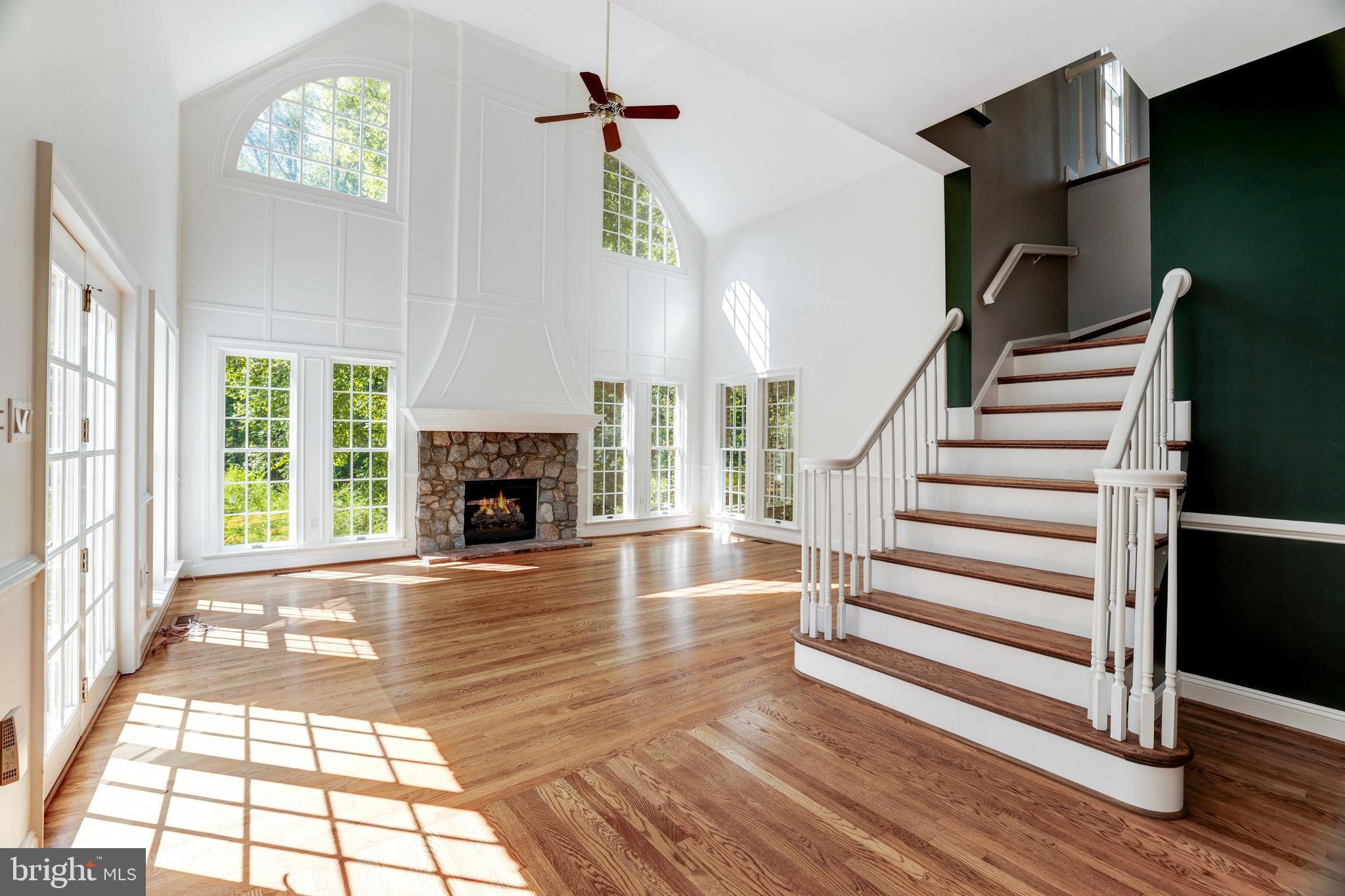 530 Walker Road Great Falls, VA 22066 - Photo 15 of 52 Gallery Image 15