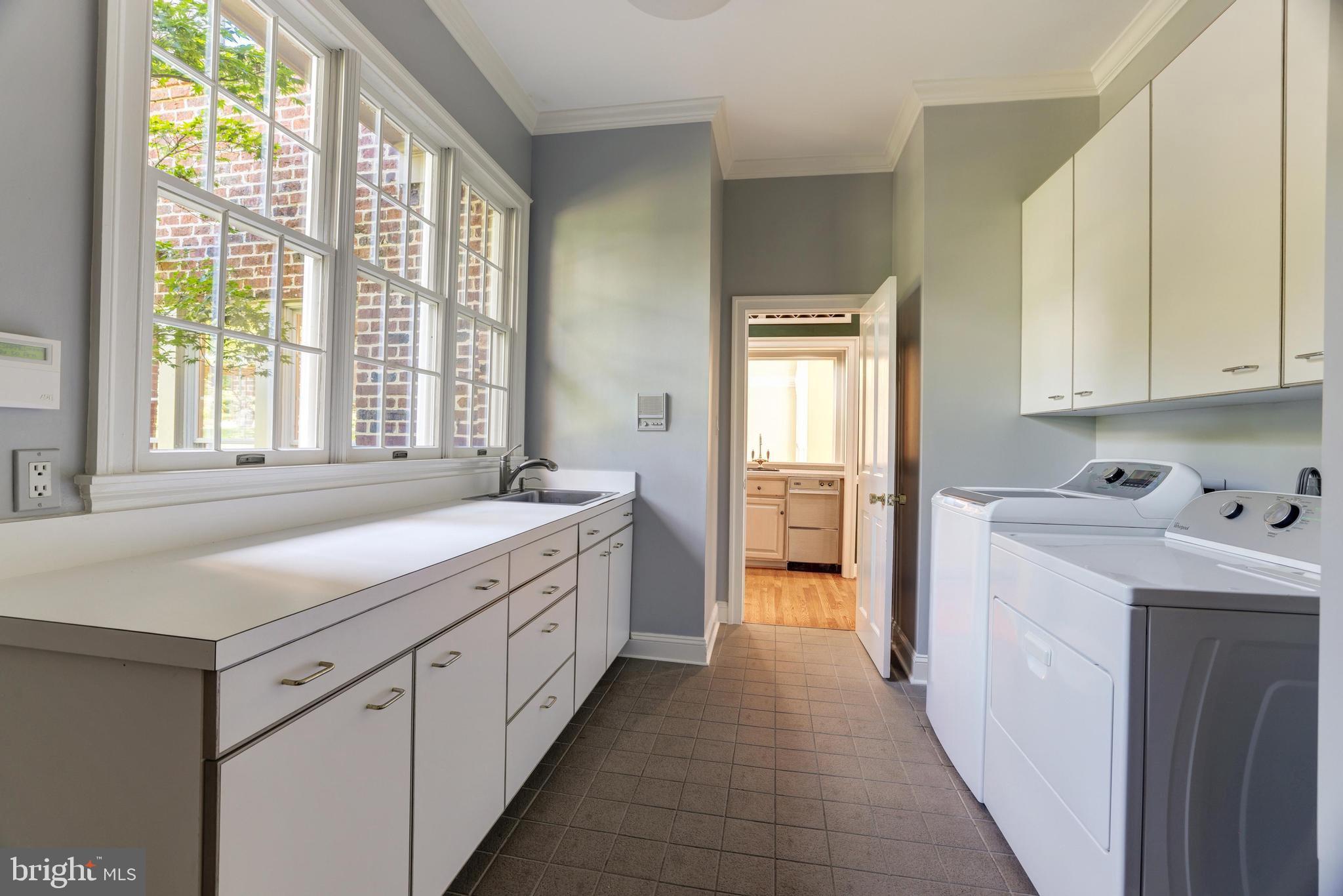 530 Walker Road Great Falls, VA 22066 - Photo 27 of 52 Gallery Image 27