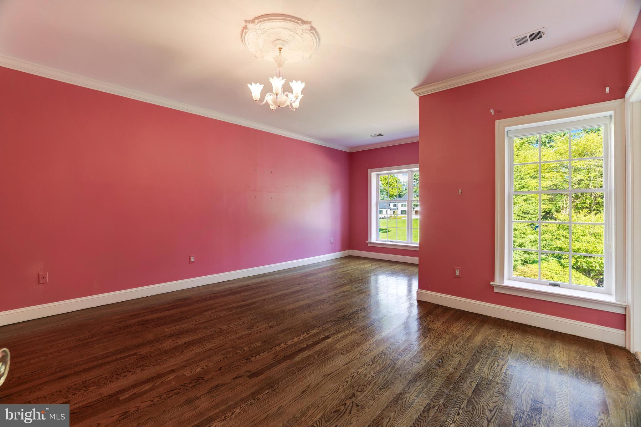 530 Walker Road Great Falls, VA 22066 - Photo 31 of 52 Gallery Image 31