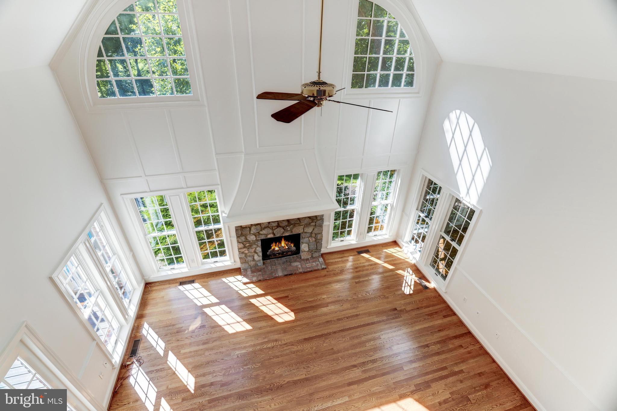 530 Walker Road Great Falls, VA 22066 - Photo 34 of 52 Gallery Image 34