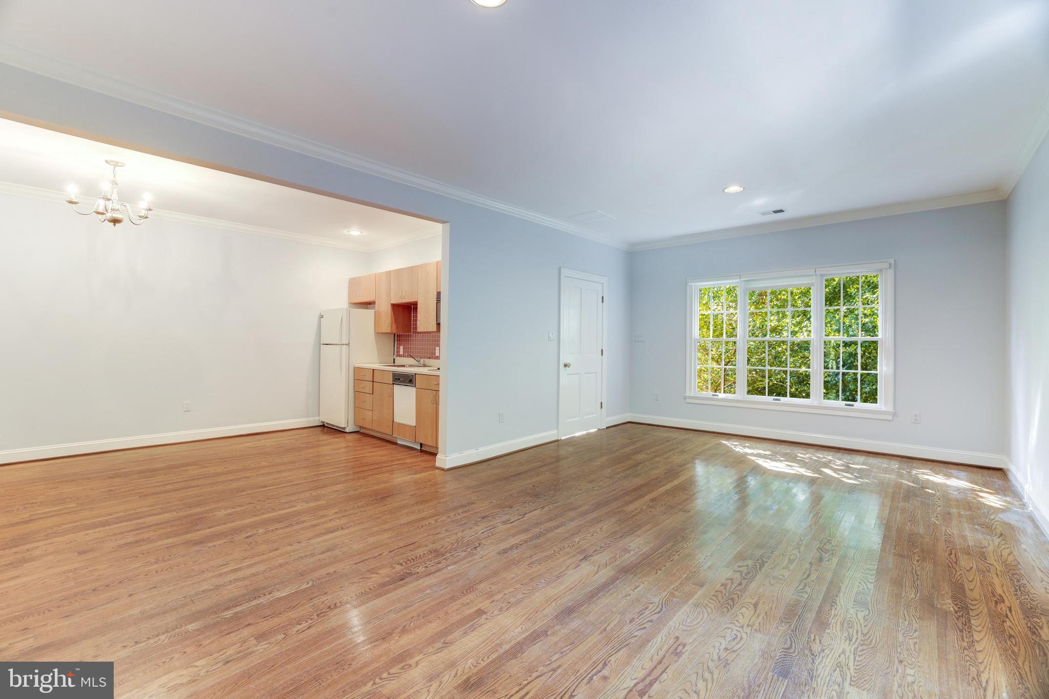 530 Walker Road Great Falls, VA 22066 - Photo 36 of 52 Gallery Image 36