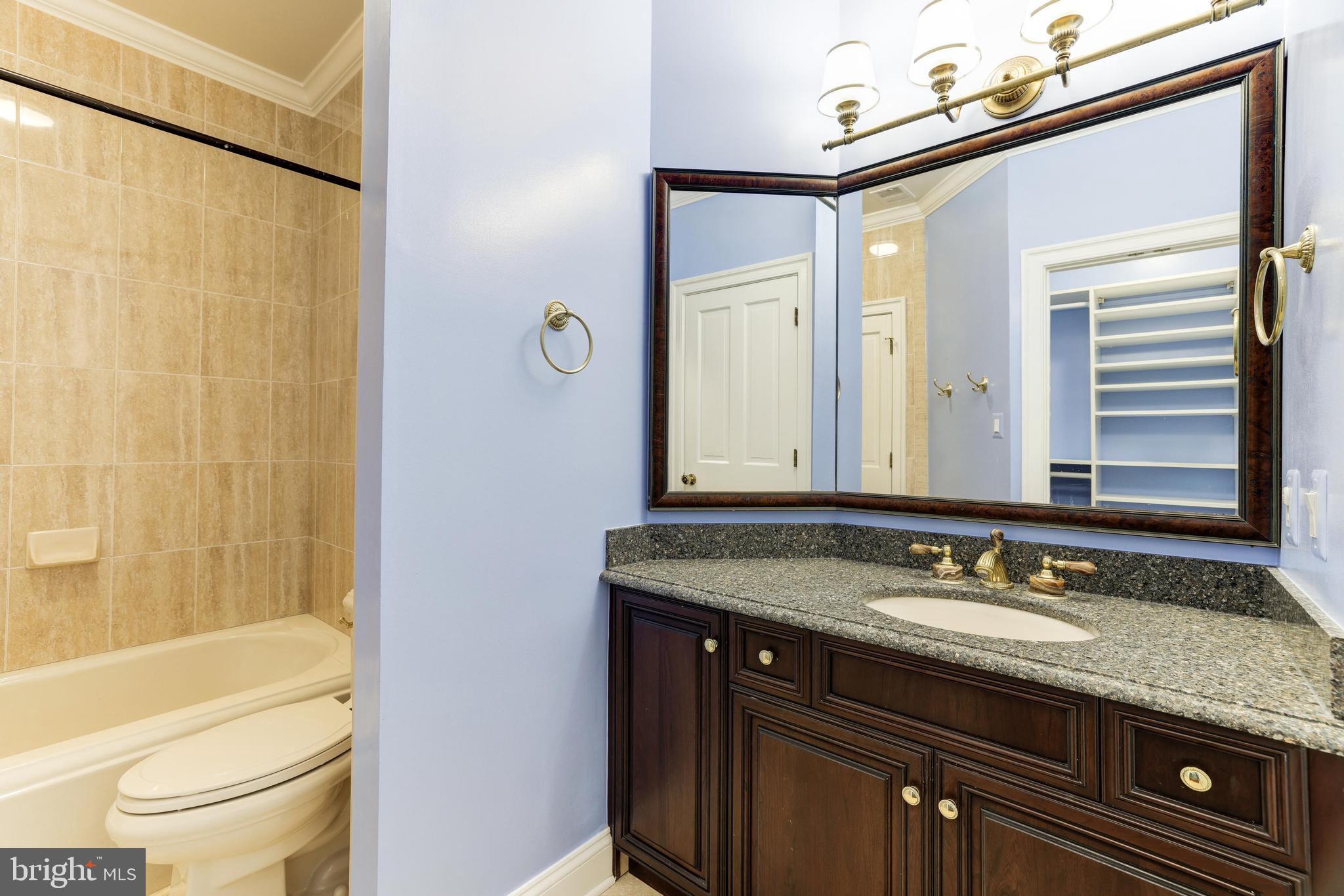 530 Walker Road Great Falls, VA 22066 - Photo 40 of 52 Gallery Image 40