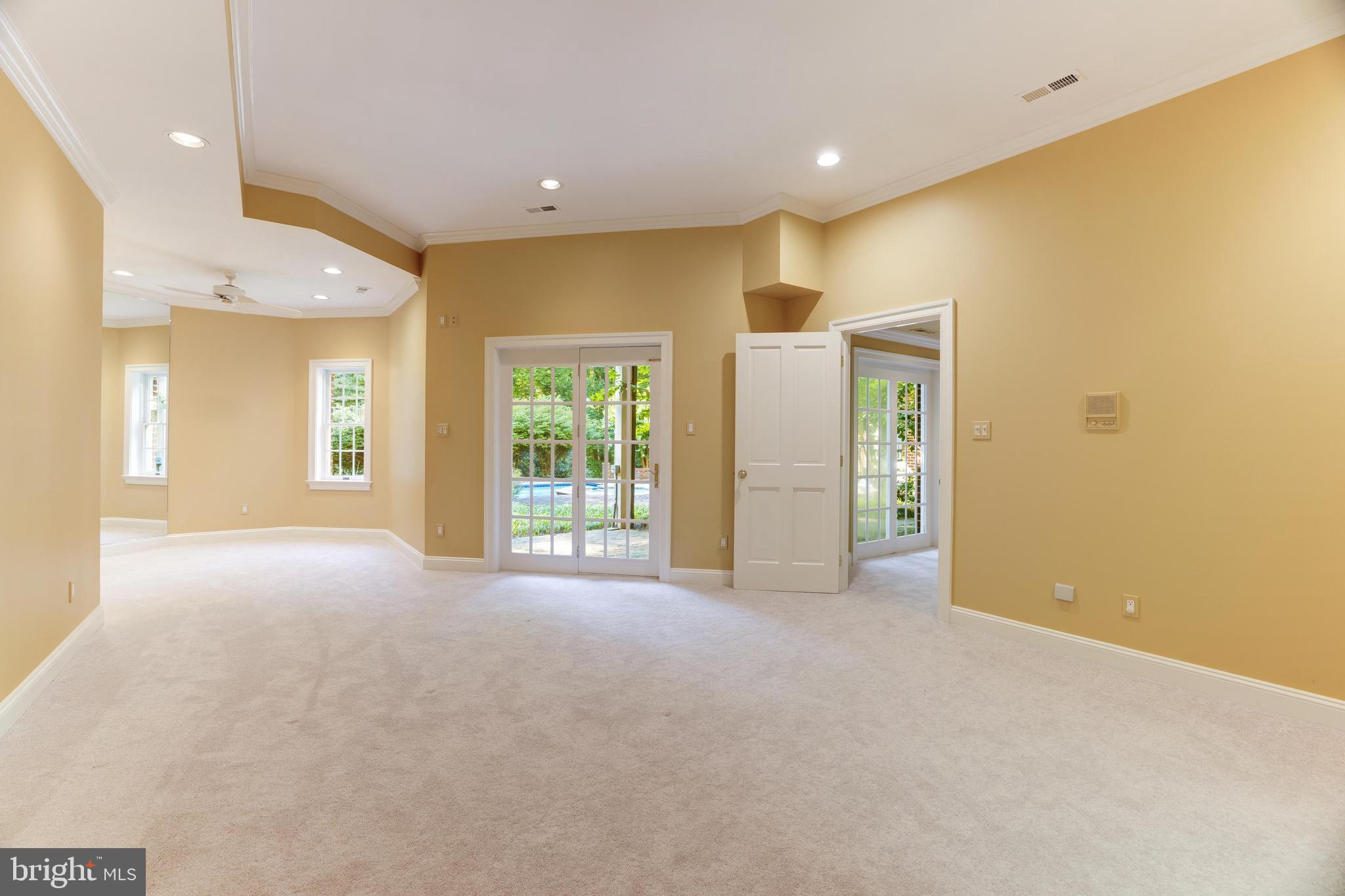 530 Walker Road Great Falls, VA 22066 - Photo 49 of 52 Gallery Image 49