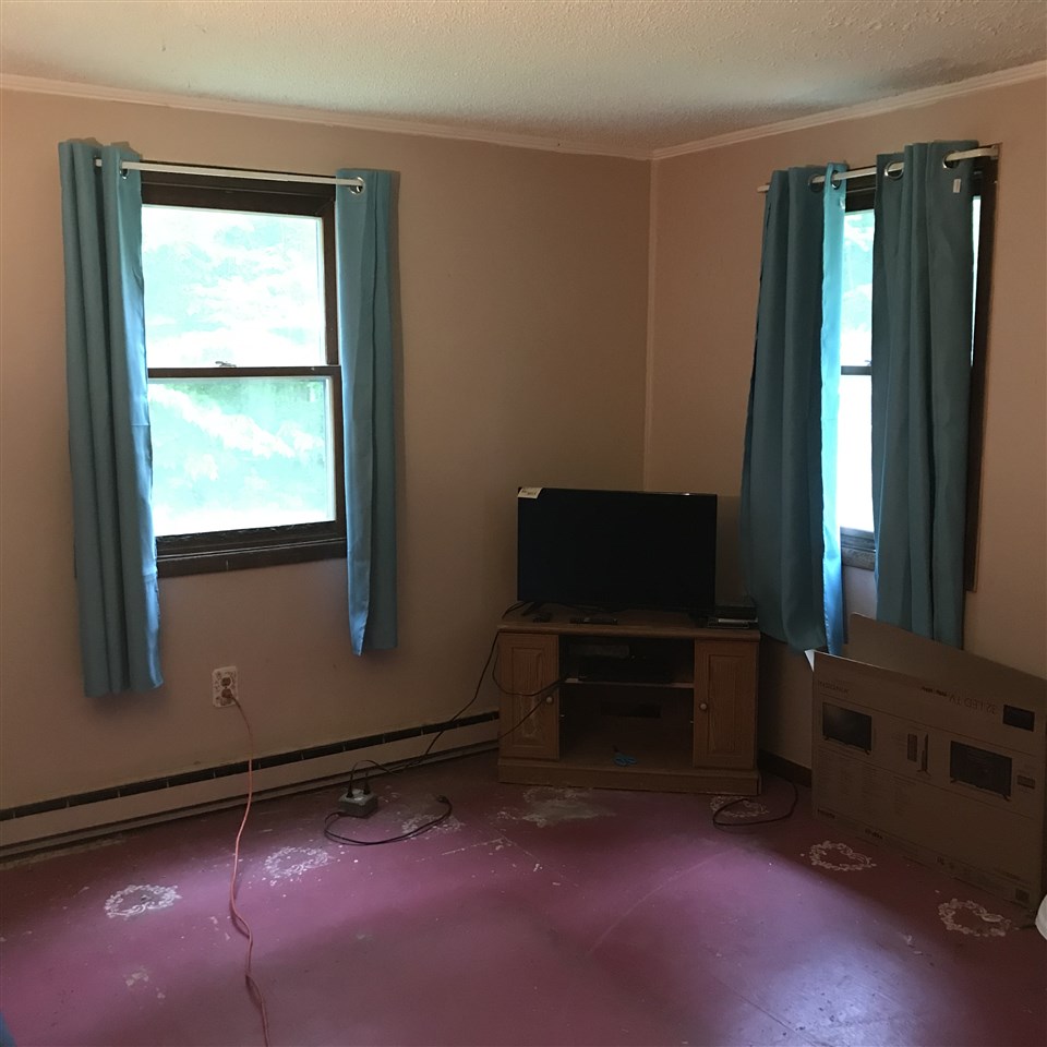 90 Old Temple Road Lyndeborough, NH 03082 - Photo 14 of 40