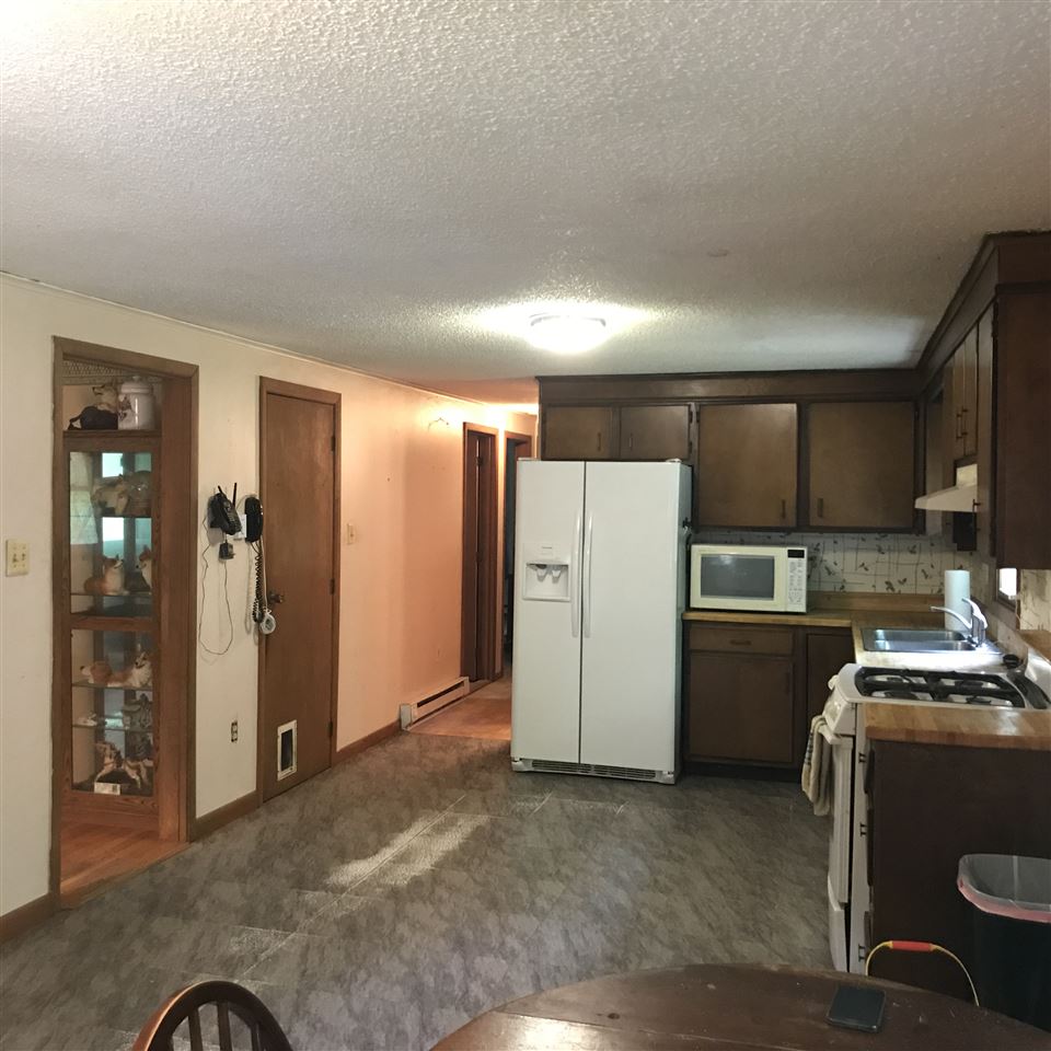 90 Old Temple Road Lyndeborough, NH 03082 - Photo 6 of 40