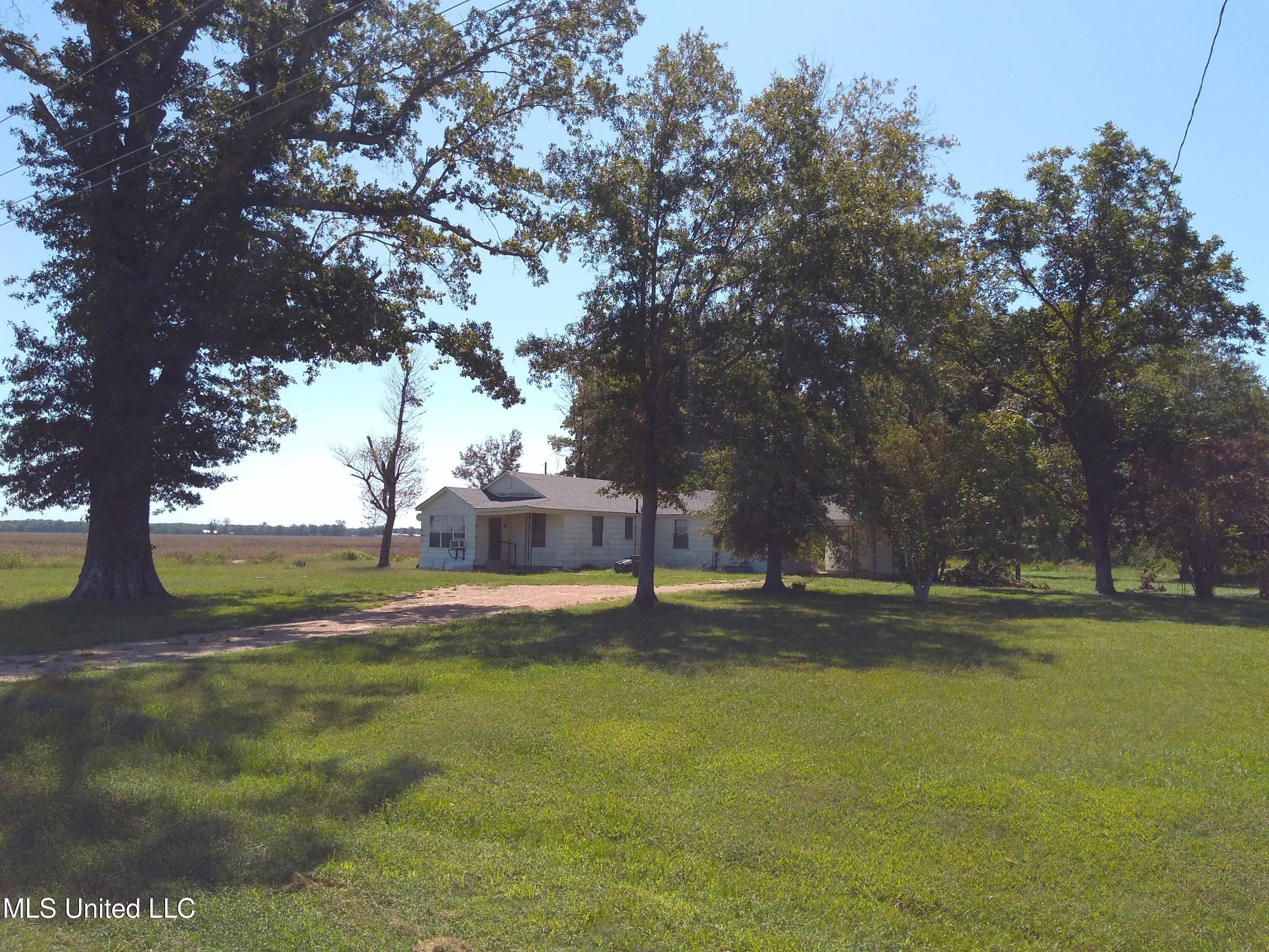 44 Blaine Road Doddsville, MS 38736 - Photo 1 of 31 44 Blaine Road, Indianola, MS 38751