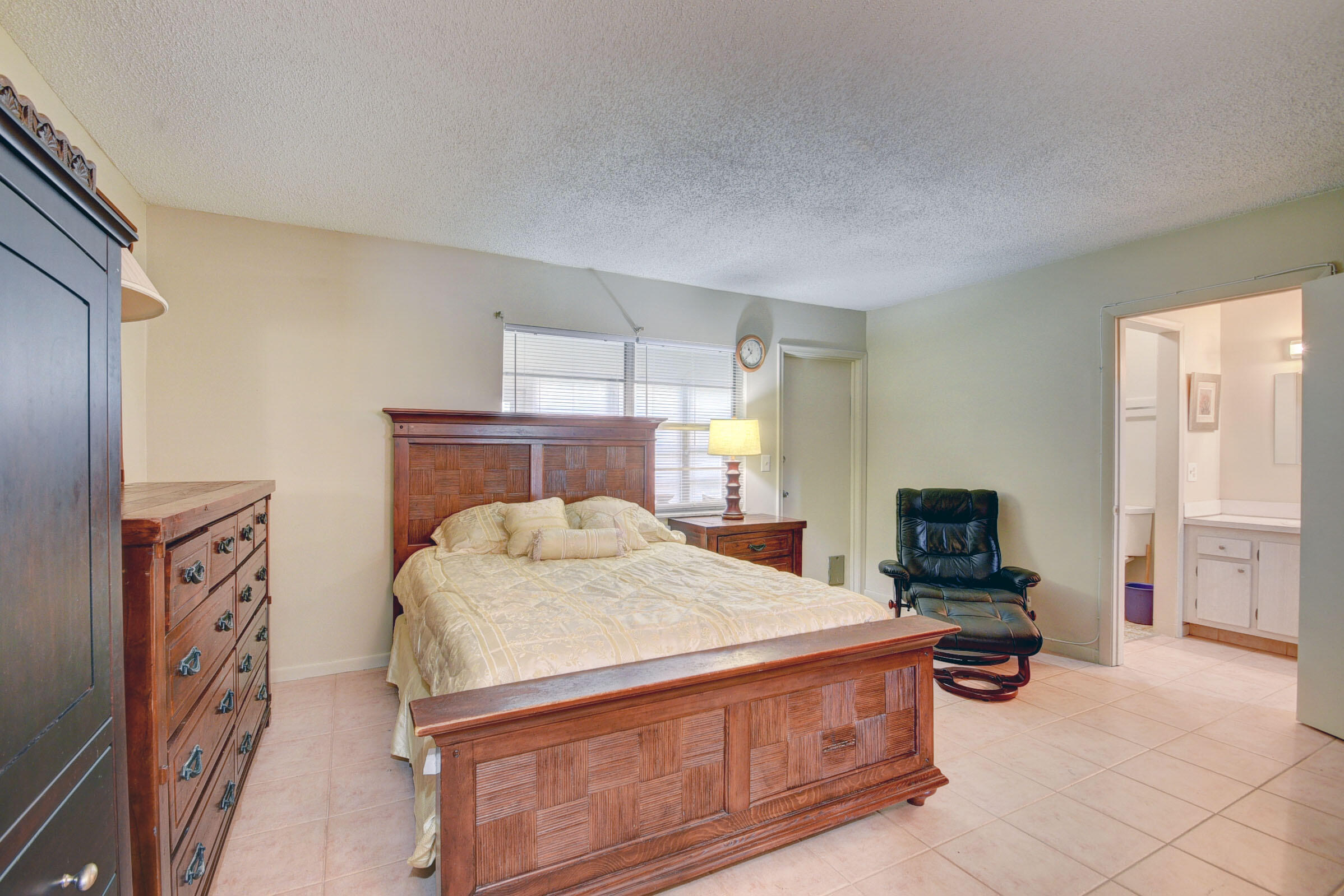 3301 Valley Road, Unit C Boynton Beach, FL 33435 - Photo 17 of 29 17_apartment (17)