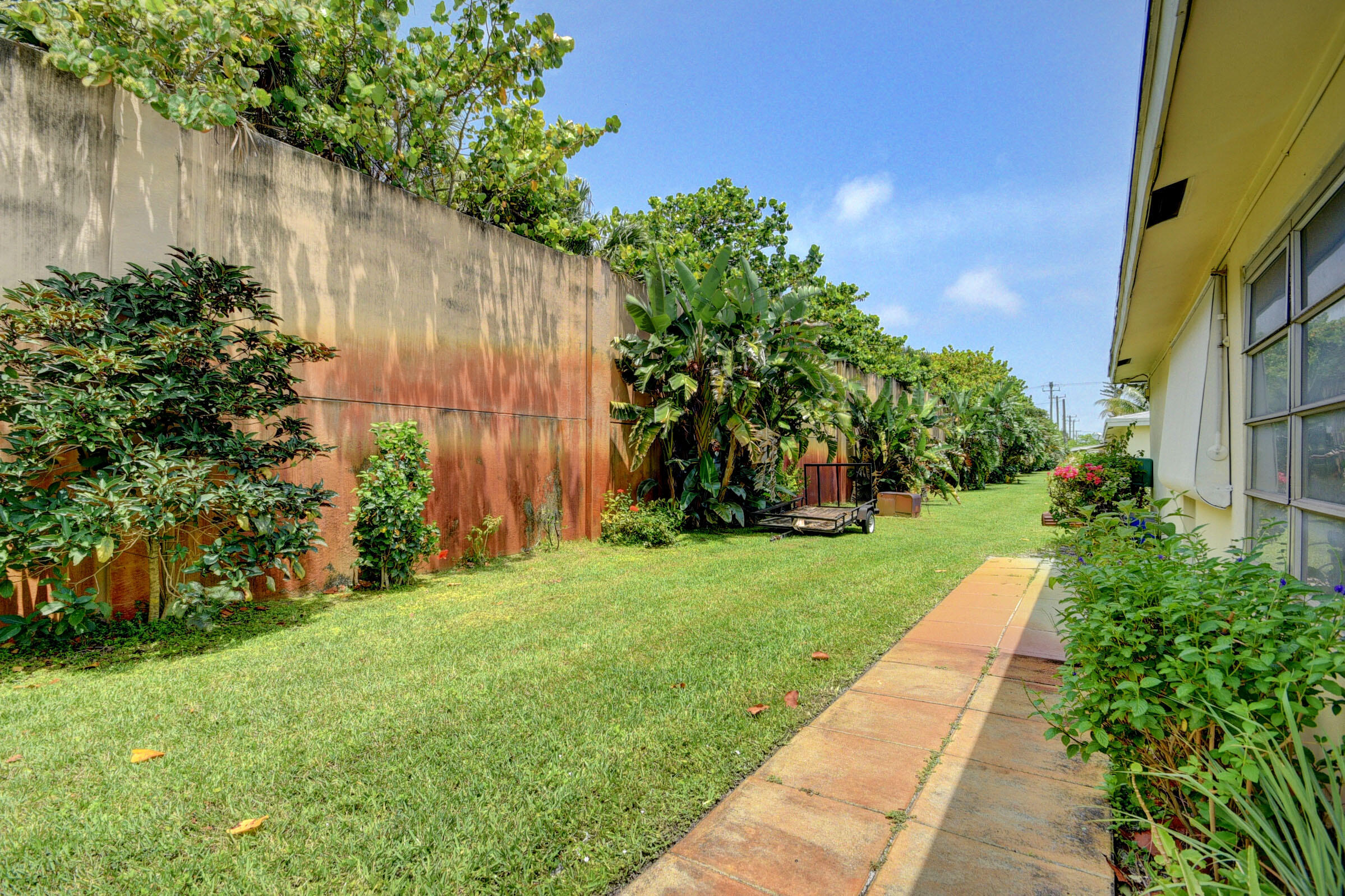 3301 Valley Road, Unit C Boynton Beach, FL 33435 - Photo 23 of 29 23_apartment (23)