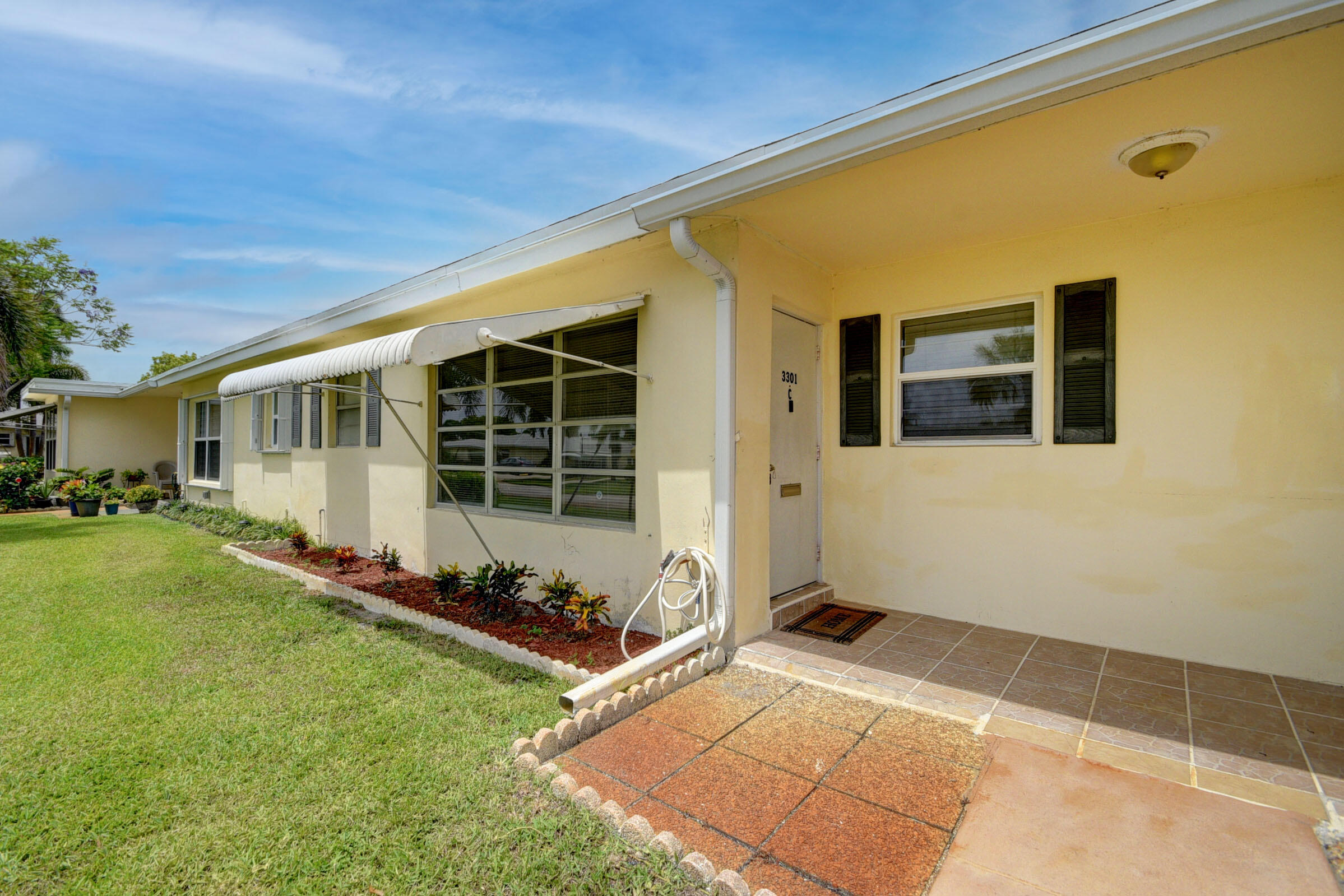 3301 Valley Road, Unit C Boynton Beach, FL 33435 - Photo 3 of 29 03_apartment (3)