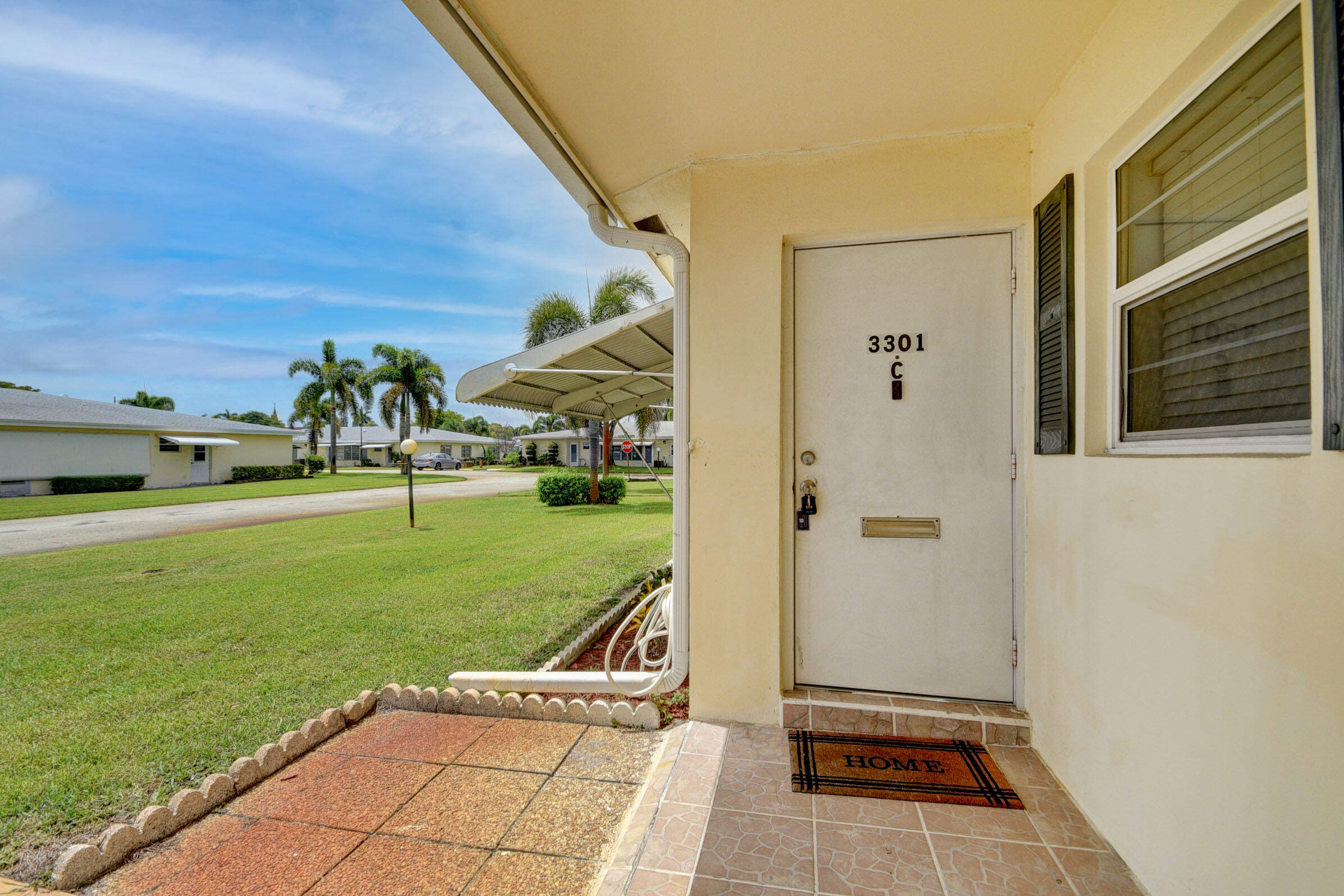 3301 Valley Road, Unit C Boynton Beach, FL 33435 - Photo 4 of 29 04_apartment (4)