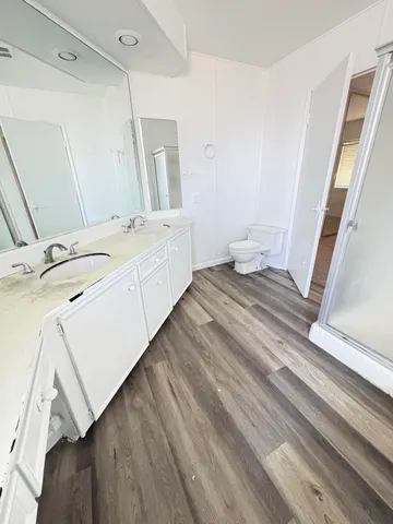 a view of utility room with washer and dryer
