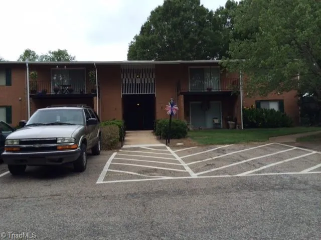 $900 | 1748 South Scales Street, Unit 8, Reidsville, NC 27320