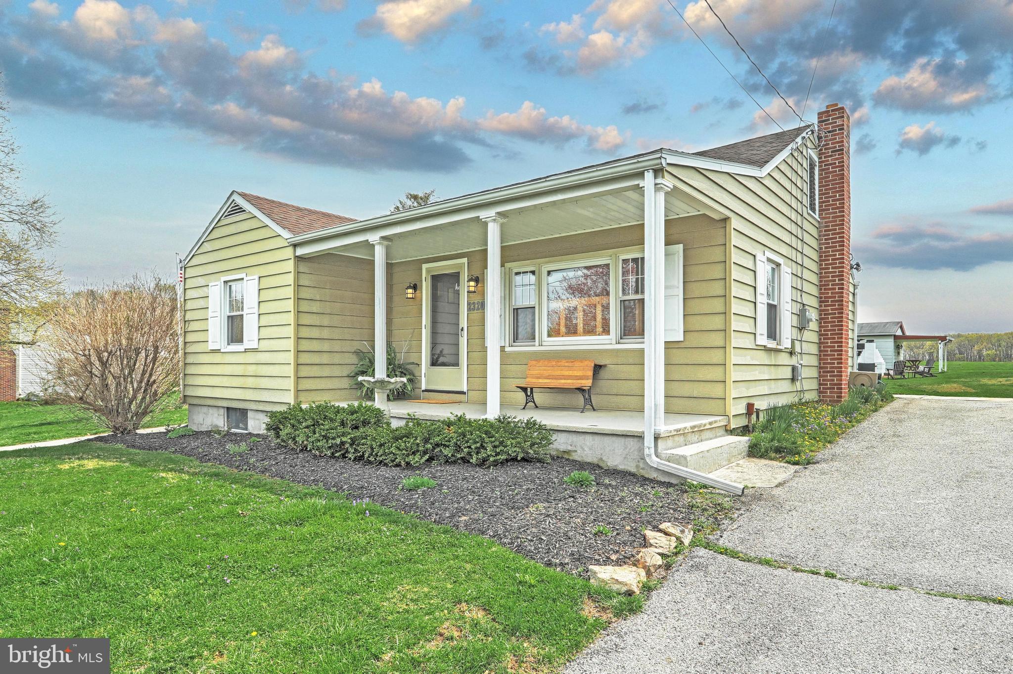 2320 Grandview Road Hanover, PA 17331 - Photo 2 of 31