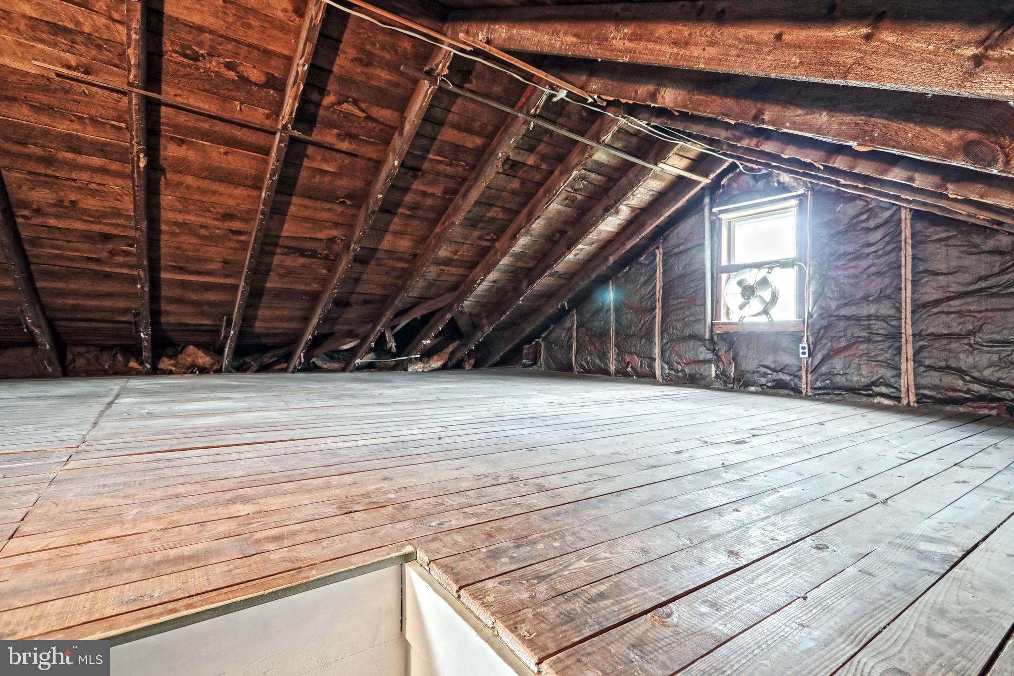 2320 Grandview Road Hanover, PA 17331 - Photo 19 of 31 Floored attic