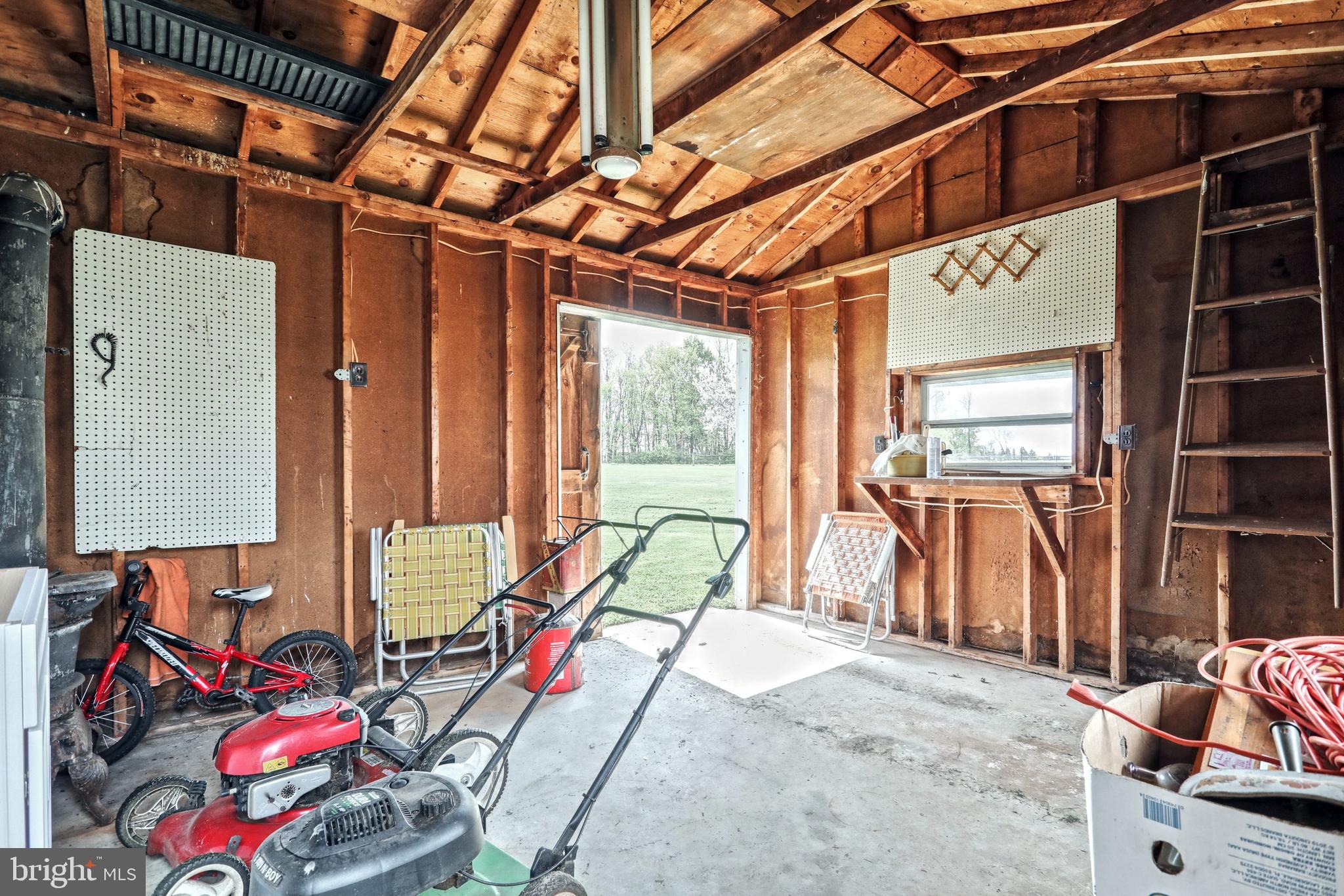 2320 Grandview Road Hanover, PA 17331 - Photo 29 of 31 Inside workshop