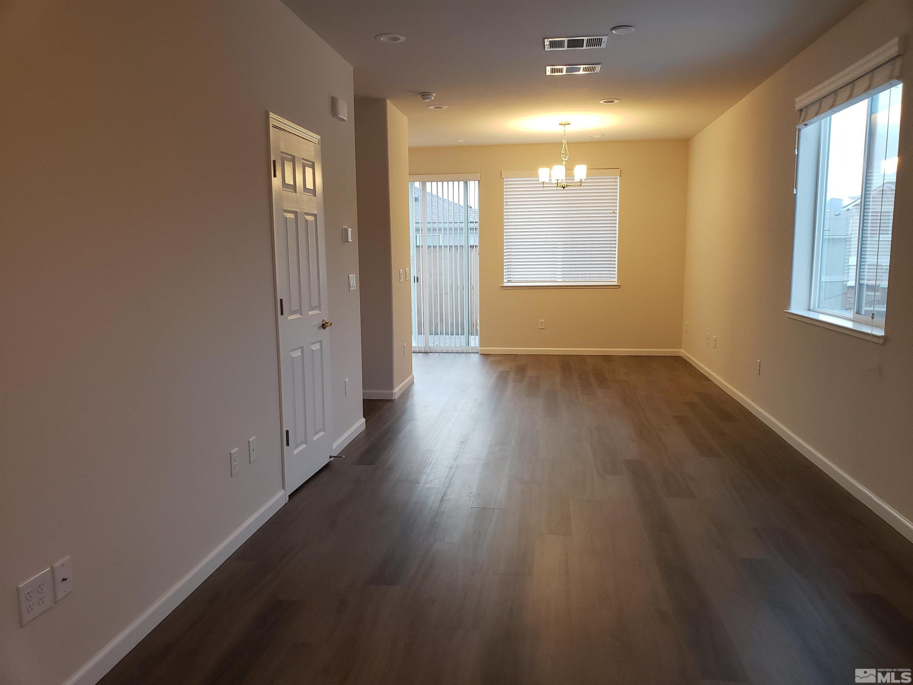 3655 Oaklawn Street Reno, NV 89512 - Photo 8 of 24 Photo 8